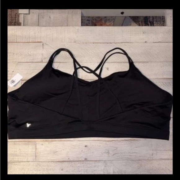 Old Navy Womens Size 4X Strappy Sports Bra Light Support Solid Classic Black - Picture 12 of 14